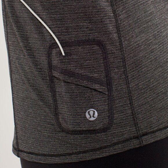 Lululemon Run: Wild Short Sleeve Tech - 4 Black (Charcoal Grey) - Picture 3 of 7